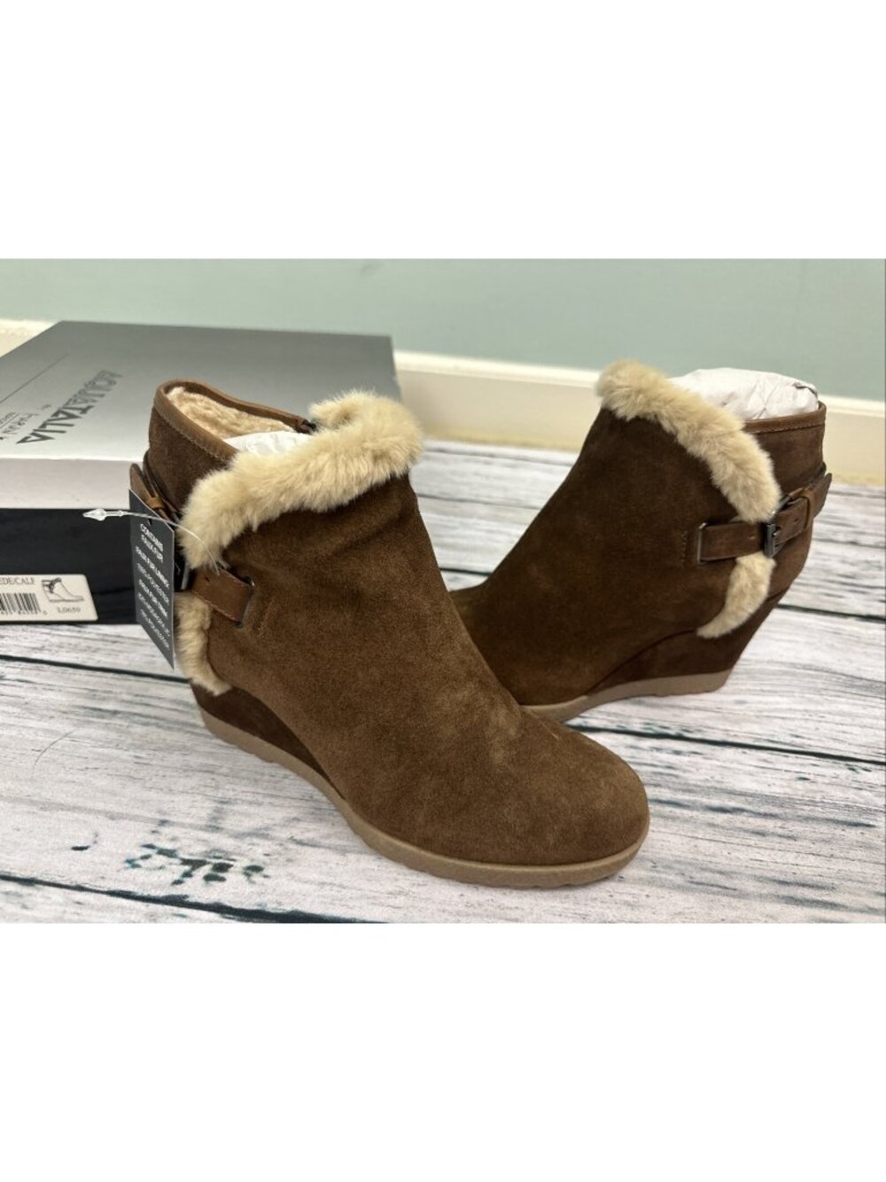 Aquatalia Women’s Christa Suede Weatherproof Faux Fur Trim Wedge Booties Sz 11 M
